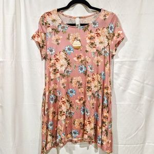 PinkBlush floral top with pockets